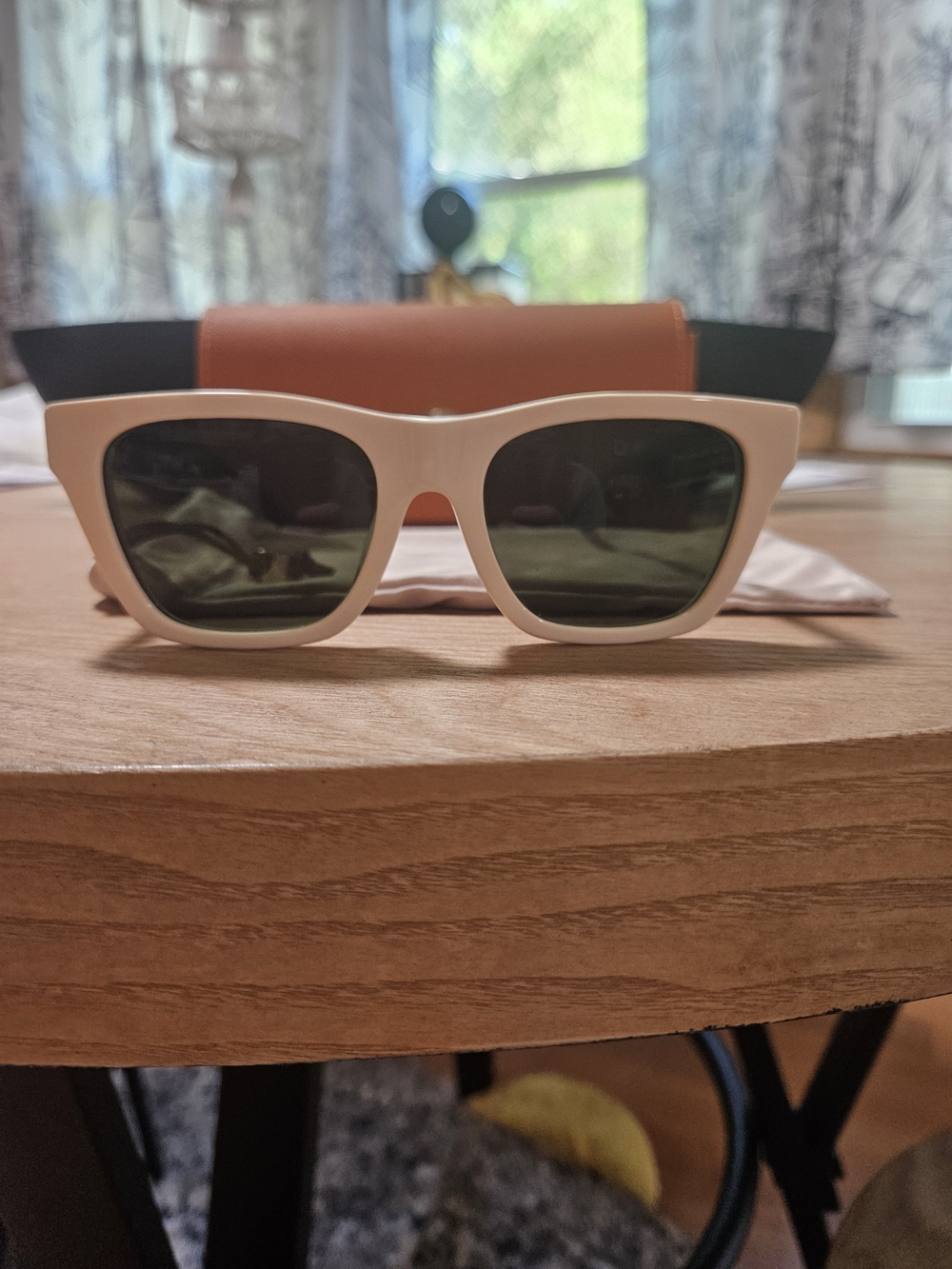 Tory Burch Women's Cream/Olive Square Sunglasses - Stylish UV Protection